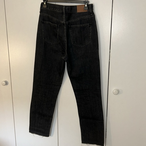 Madewell The Perfect Summer Jean in Crawley Black Wash - Picture 5 of 8